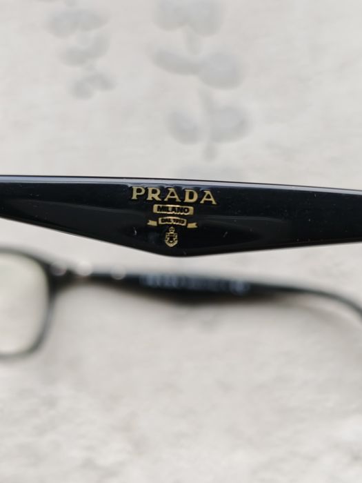 Okulary Prada z etui