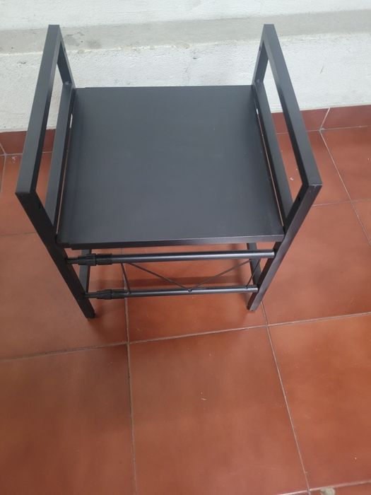 Suporte para microondas extensível