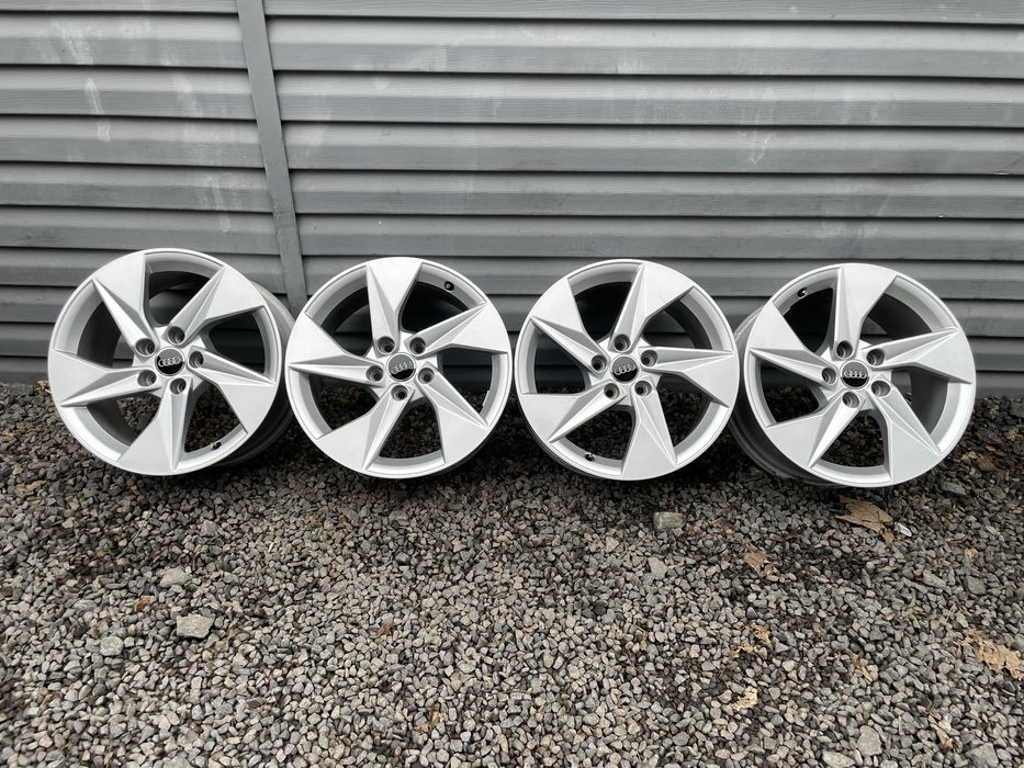 Оригінальні титанові диски Audi 5/112 R17 5*112 17 Skoda Volkswagen