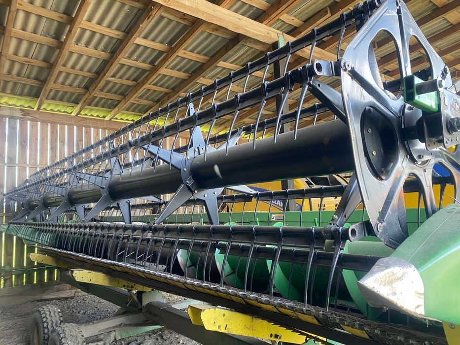 Комбайн John Deere C670HM 2007 року