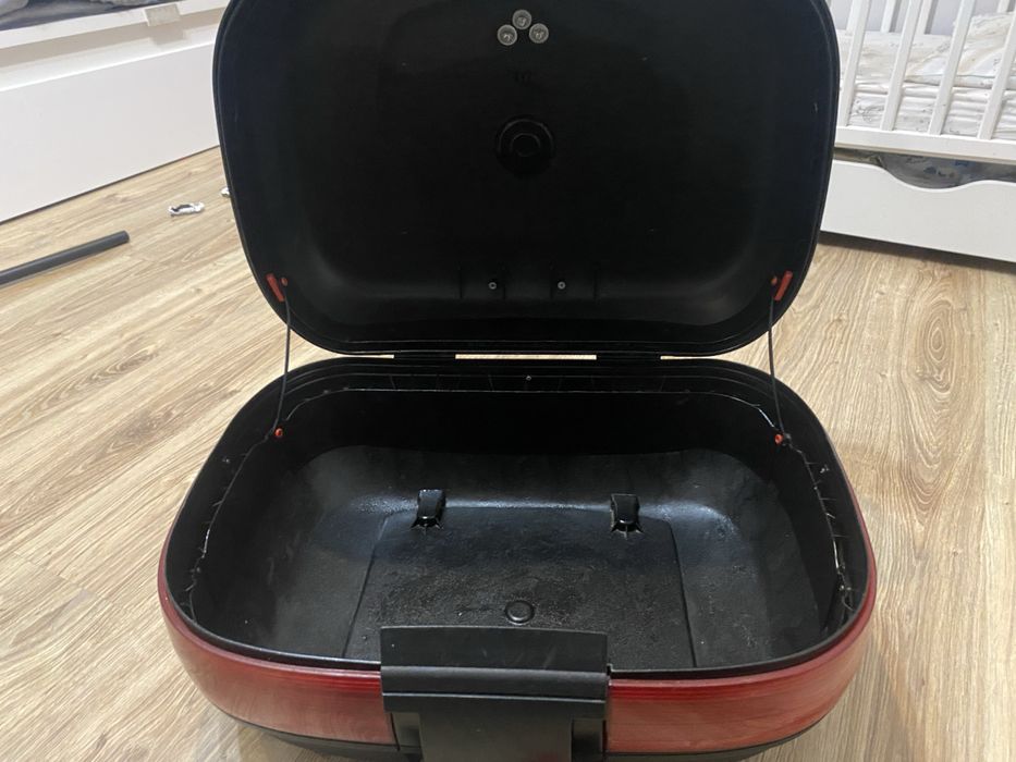 Kufry givi monokey 2 boczne plus centralny