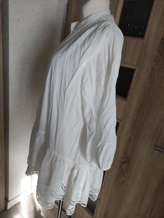 Tunika - bluzka biała haftowana koronka na guziki Reserved 42/44