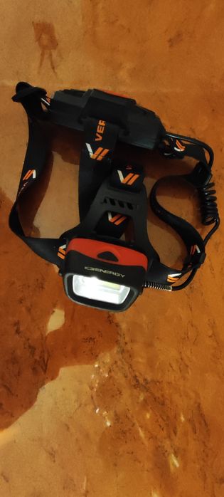 Latarka czołowa na ogniwa 18650