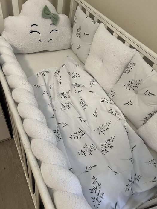 Комплект в ліжечко, плед, бортики, хмаринка