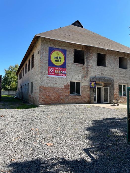 Комерційне приміщення продаж оренда м. Перечин