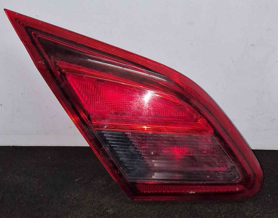 Farolim da Mala Esquerdo 39012623 - OPEL CORSA E