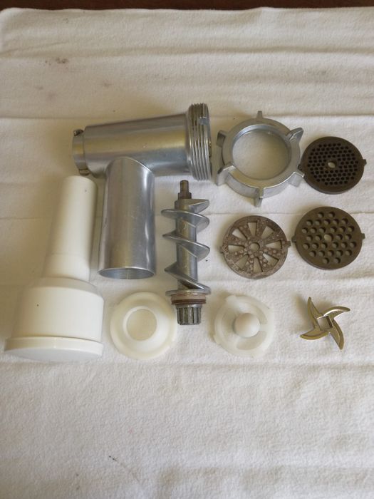 Запчастини до м'ясорубки VITEK (VT-1678 W)