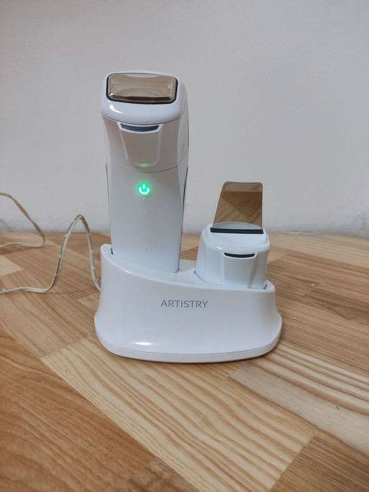 Апарат Аrtistry  dermasonic з насадками – ультразвукова і гальванічна