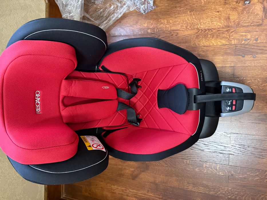 Автокрісло RECARO Zero.1 (Racing Red)