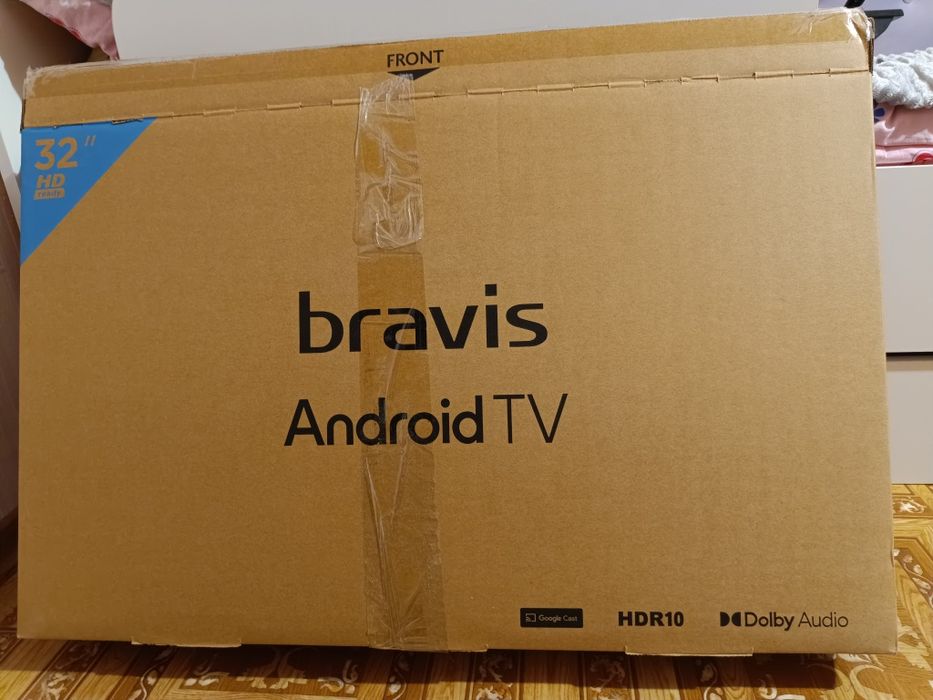 Плазма Bravis Android TV