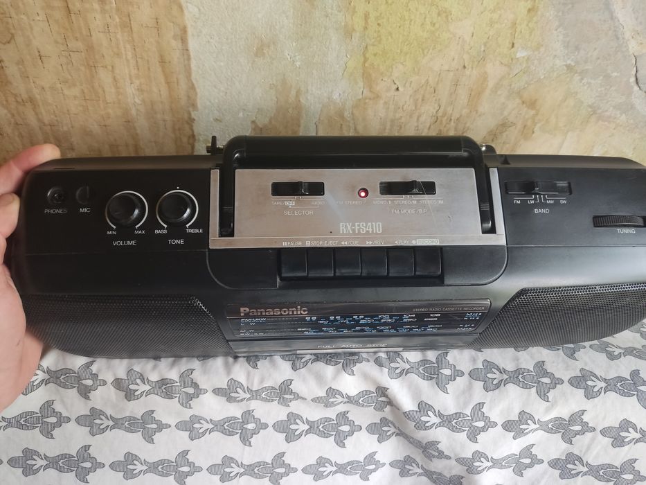 Panasonic -RX-FS410,made in Malaysia.
