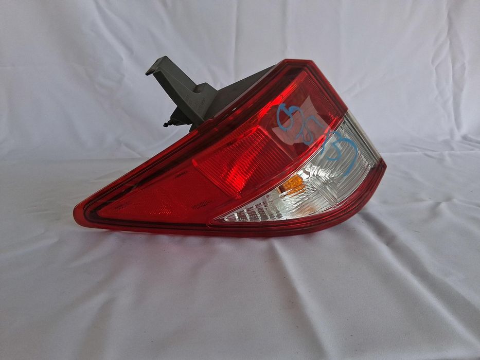 Honda HR-V II RU 2015–2021 lampa tył lewy tylna reflektor USA