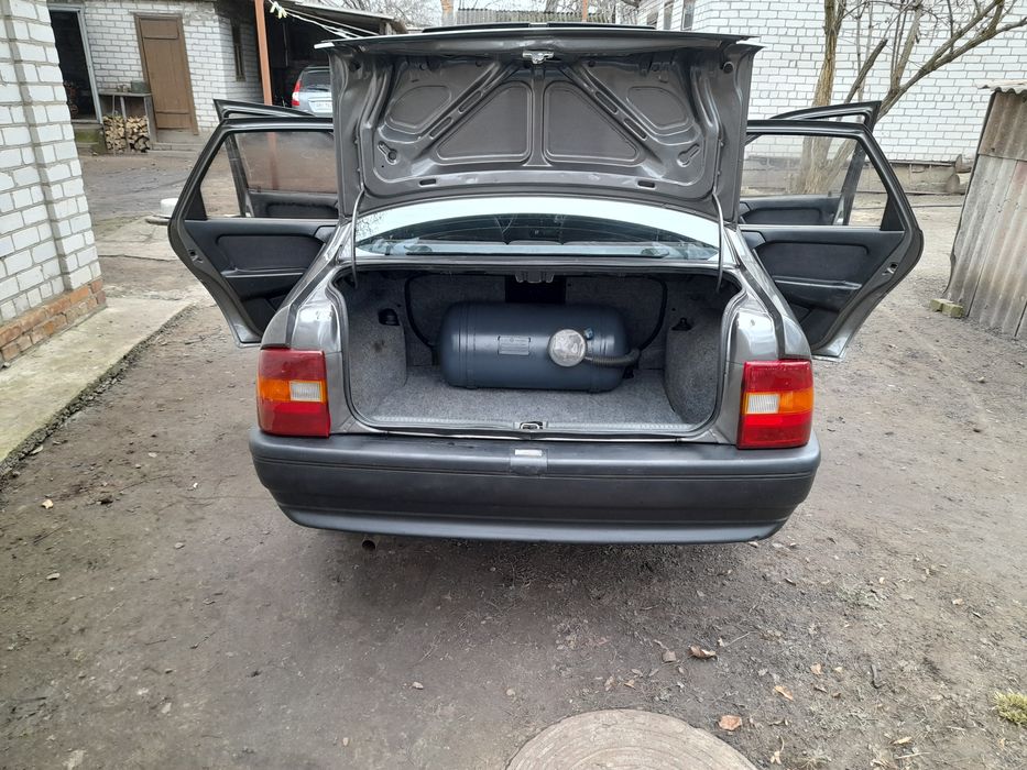 Продам Опель Вектра