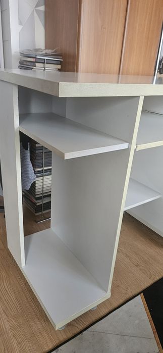 Burko szaro seledynowe