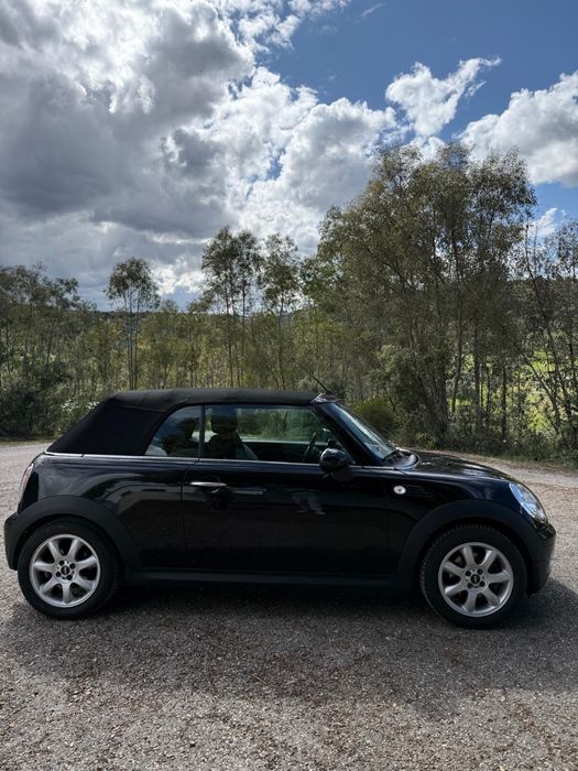 MINI Cooper Cabrio