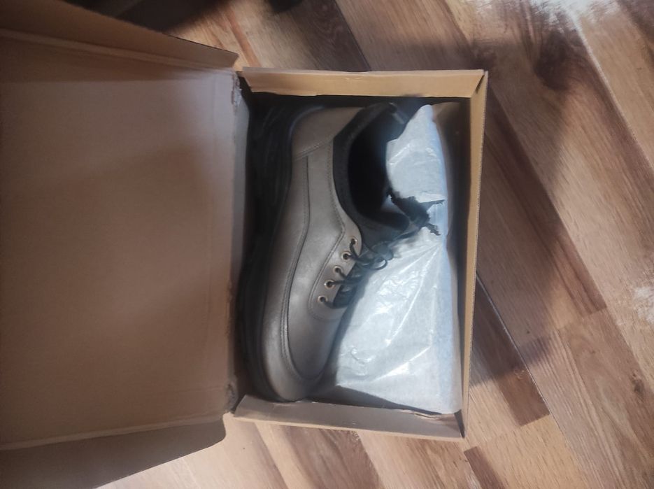 Nowe buty męskie