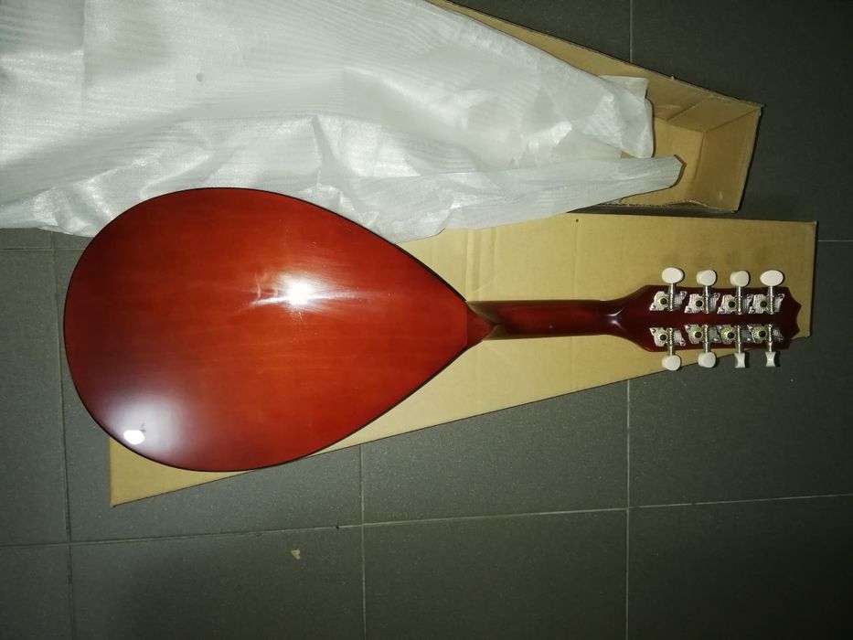 Bandolim modelo português novo