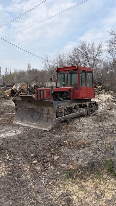 Аренда автовышки,эксковатор-погрузчик , самосвалы