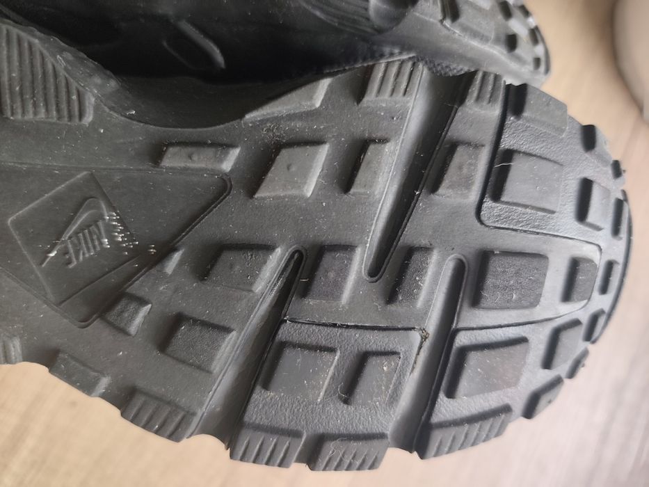 NIKE Air Huarache roz.37,5