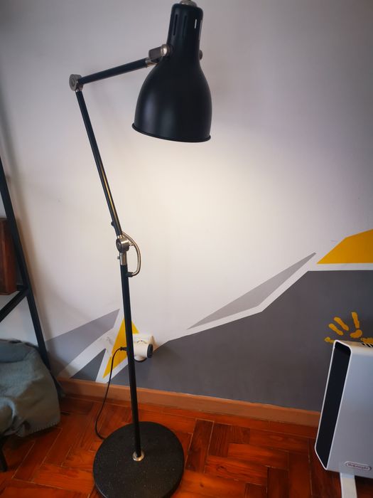 Candeeiro de pé ikea