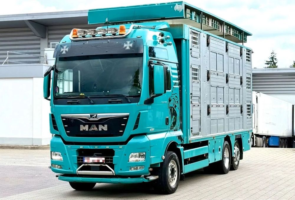 MAN