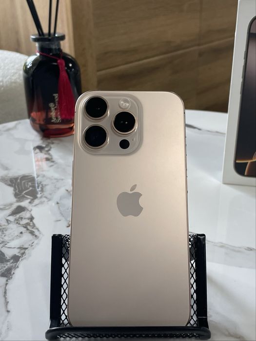 iPhone 16 pro 256 gb Desert Titanium