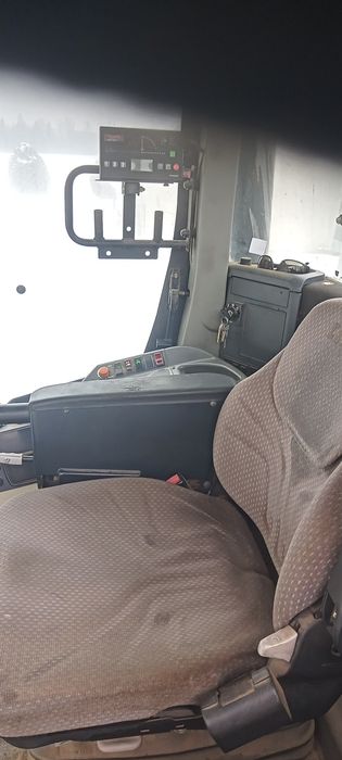 Claas xerion 3800 TRAC VC drugi taki sam model na części