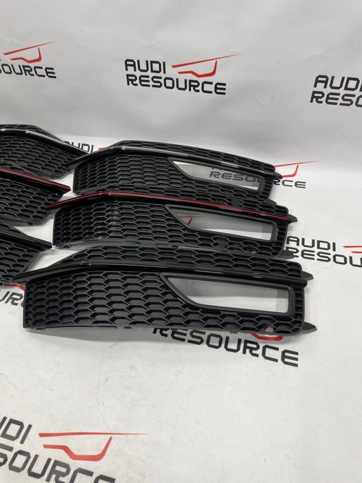 Решетка бампера решітка противотуманки Audi A4 B8 S-line  12-16