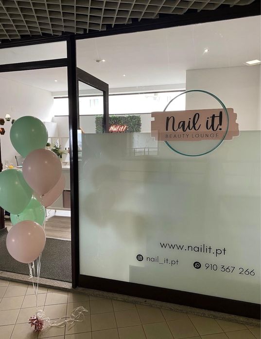 Trespasse Loja Salão de Manicure 50m2 no Centro de Vila Nova de Gaia