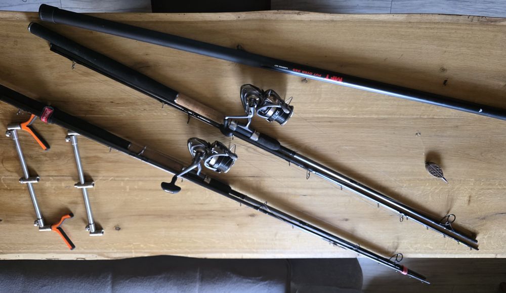 Daiwa n-zon wraz z kołowrotkami i pokrowcem