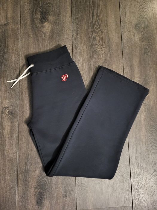 Spodnie dresowe Peak Performance ocieplane na zimę