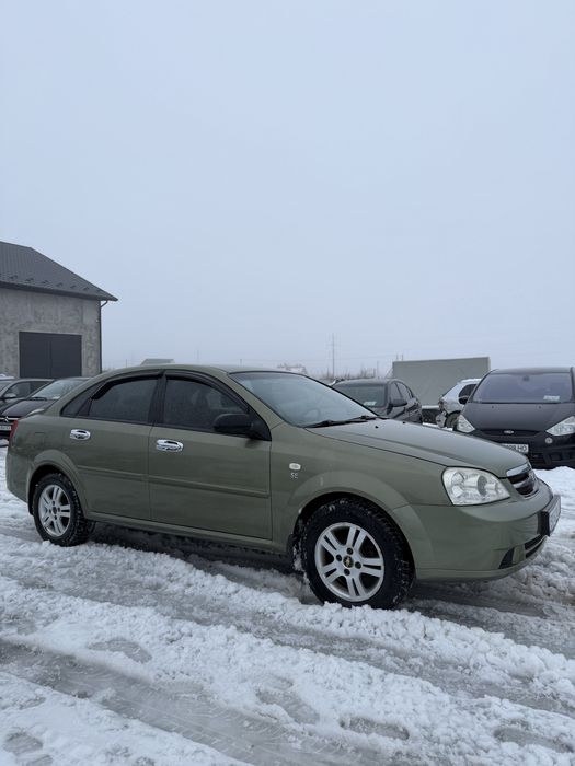 Шевролє лачеті 2006р.