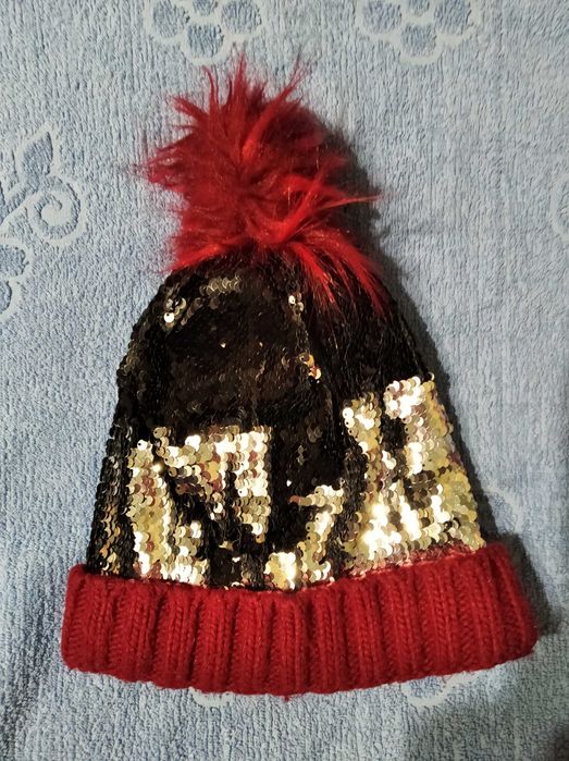 Шапка зимова дівоча.