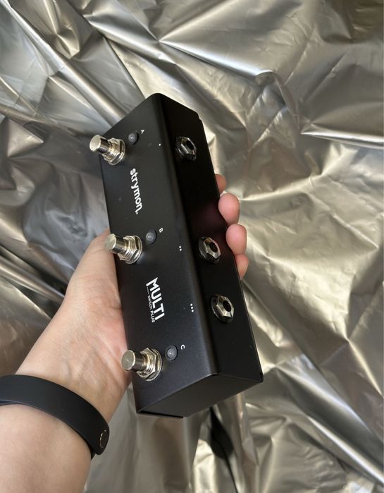Strymon multiswitch plus made in USA стан 5- косм. дефект подряпина