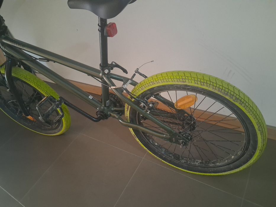 Bicicleta BMX WIPE 500 20" BTWIN