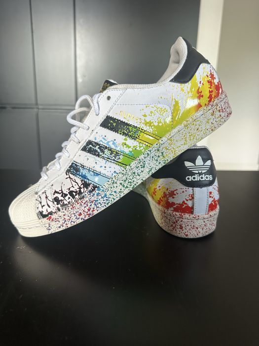 Adidas Superstar Pride Shoes White Black Multi-Color Rainbow 42 roz.
