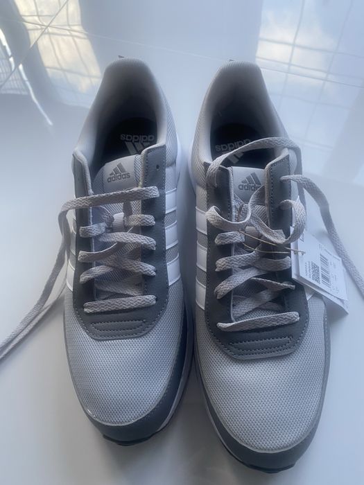 Нові кросівки, Adidas, 46р.