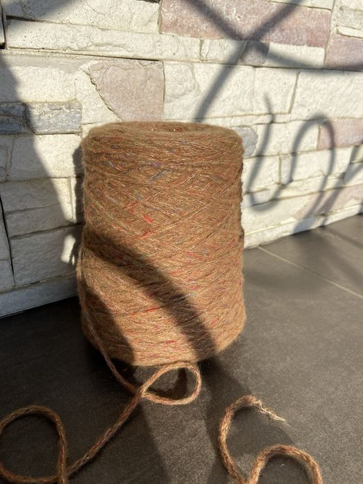 Продам бобінку італійськоі пряжі