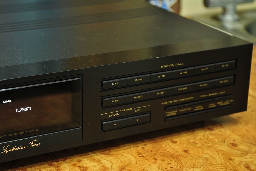 PIONEER F-737 (78s) - топовый тюнер из серии REFERENCE!