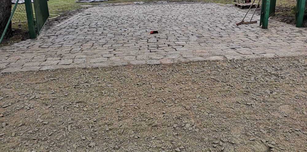 Kostka granitowa