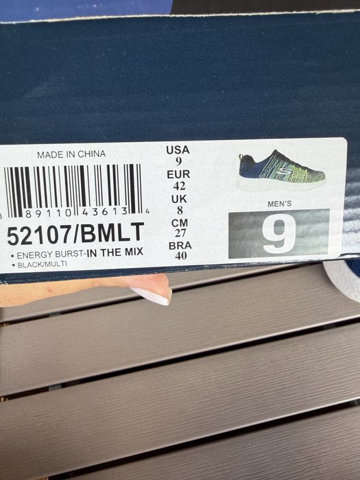 Чоловічі кросівки Skechers нові, 42 розмір