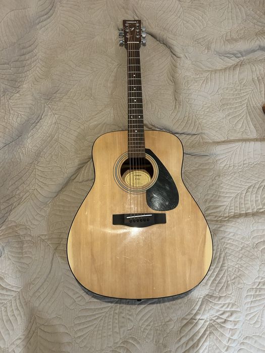 ТЕРМІНОВО! продаю гітару Yamaha f310 в хорошому стані