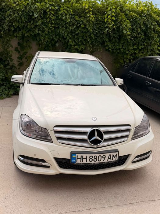 Mercedes-Benz C180 W204