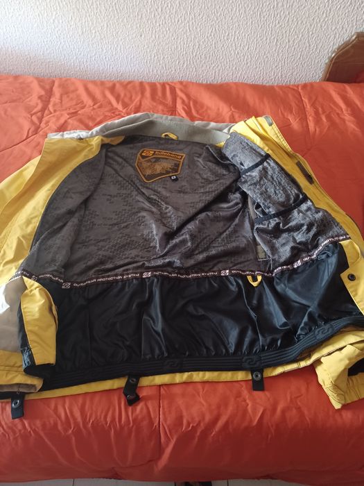 Vendo blusão de homem Billabong