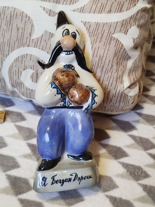 Продам Фигурку керамика СССР Козак