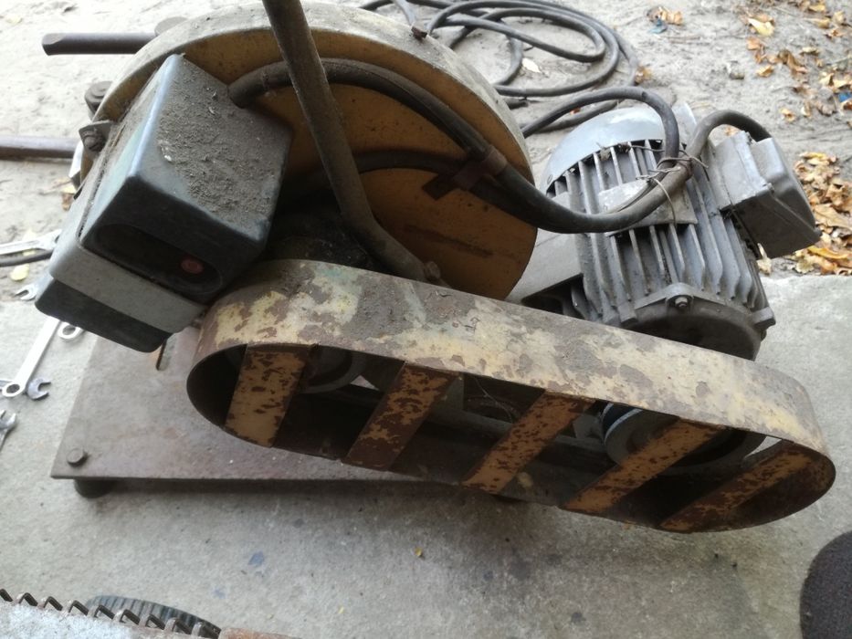 Przecinarka stolowa do metalu z imadlem