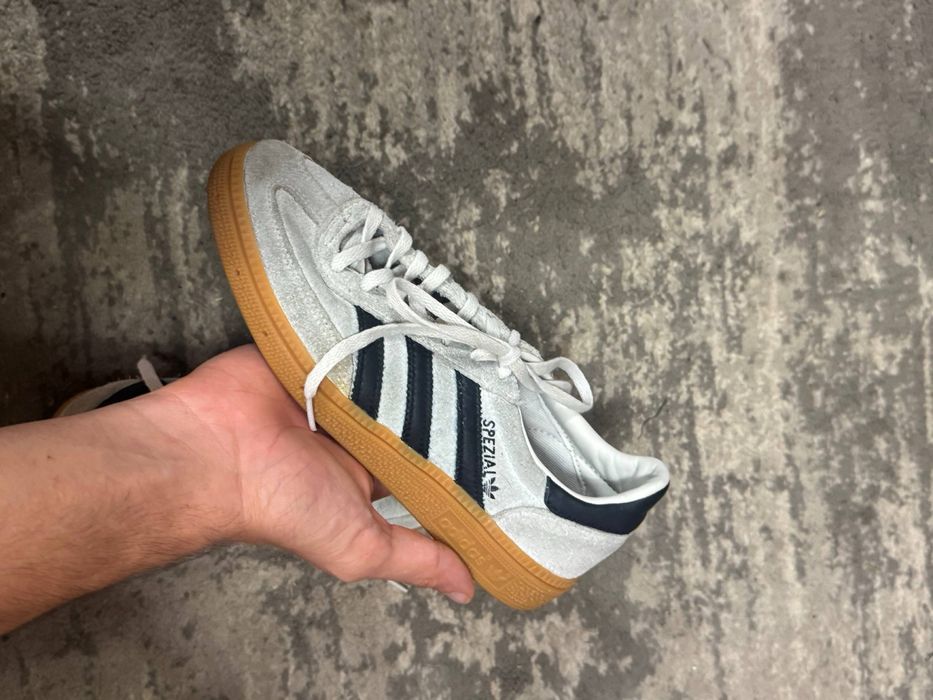 Кросівки adidas spezial