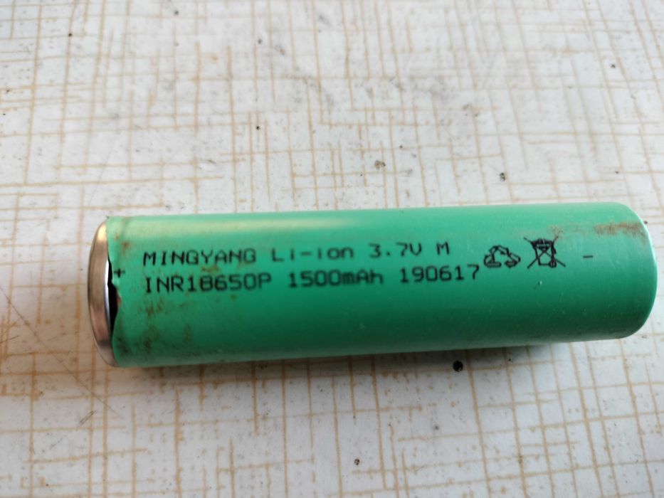 Ogniwa od hulajnogi sprawne 3,7V, 4x1500, 1x2000 mAh