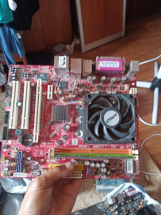 Продам запчасти на кампютер всё робочые в хорошем состоянии