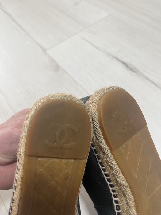 Жіночі Шкіряні еспадрільї Chanel